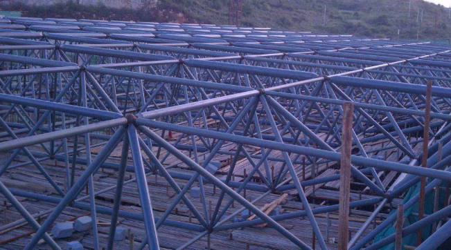 丹东概述网架加工中对钢材的质量的过细恳求